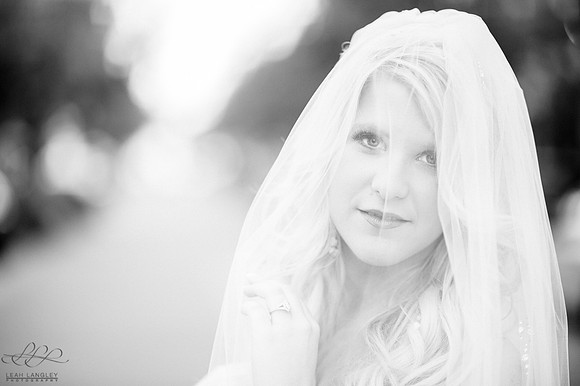 Leah Olivia-113